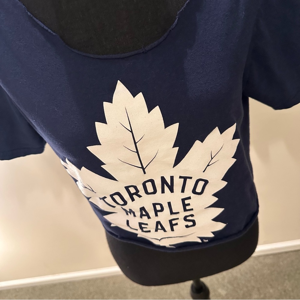 ⭐️ Toronto Maple Leafs Women's Small Handmade Crop Top - Picture 3 of 8